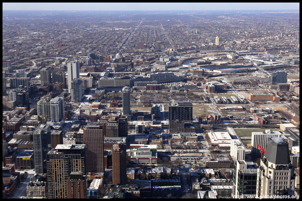 File:The Magnificent Mile, Michigan Avenue, Chicago, Illinois  (11004379194).jpg - Wikimedia Commons