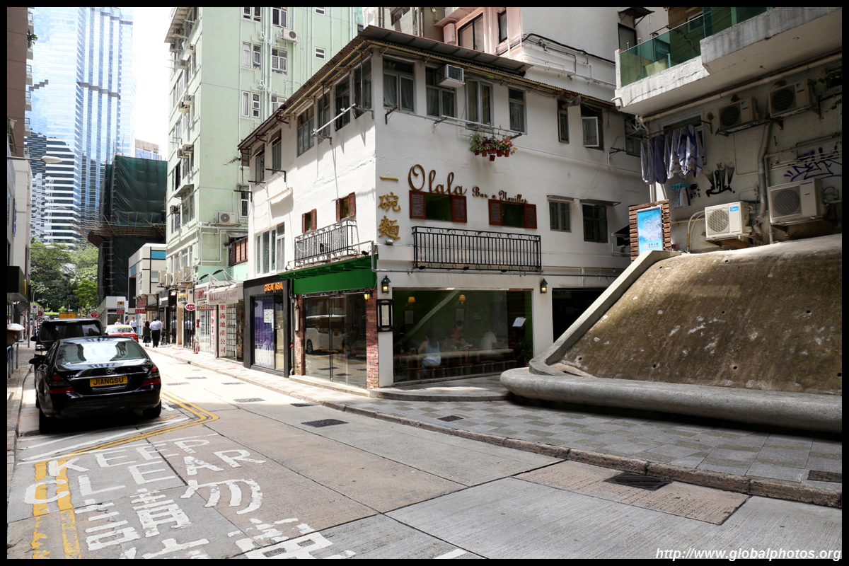 Hong Kong Photo Gallery - Wanchai's Star Street Precinct