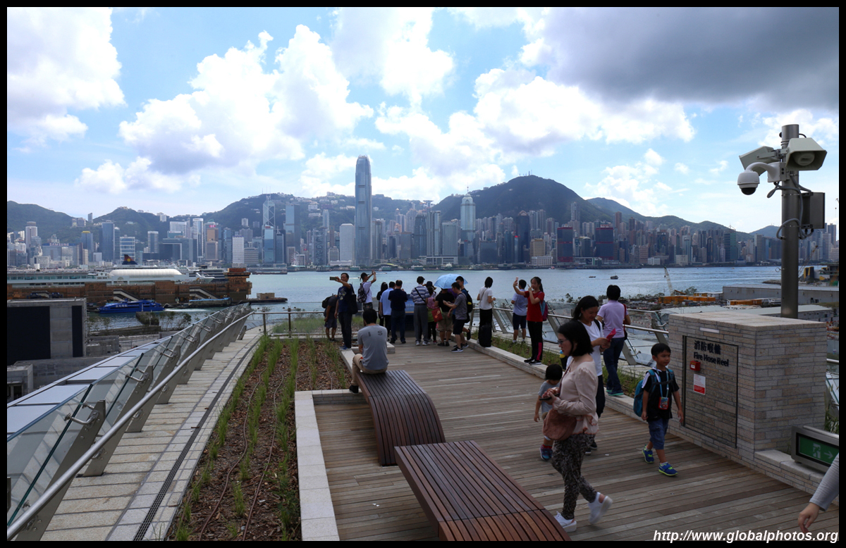 Hong Kong West Kowloon High-Speed Rail Station Sky Corridor Photo Gallery